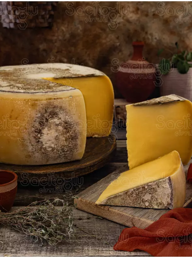 Yıllanmış Eski Kaşar