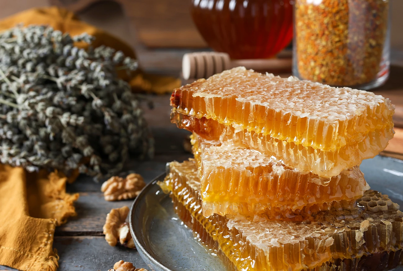 Arı Ürünleri : Bal, Polen, Propolis, Arı Sütü